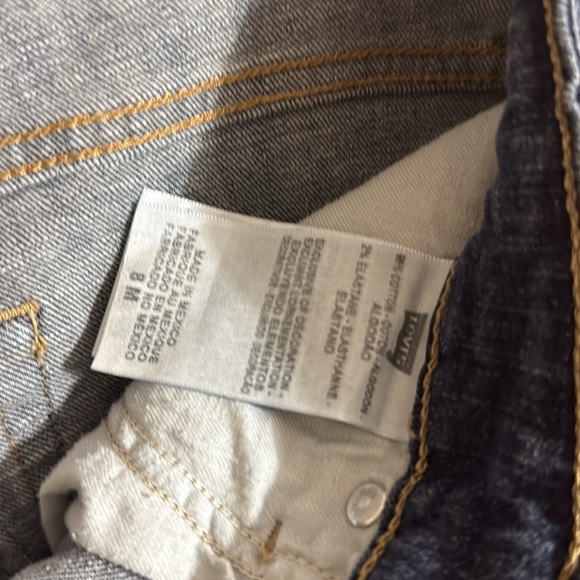 Levi’s The Original Jean.  Mid Rise Skinny - Picture 5 of 5